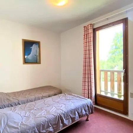 Chalet 3 Pieces A La Joue Du Loup Avec Parking, 7 Personnes - Fr-1-504-45 *