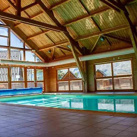 3 Pieces A La Joue Du Loup Avec Parking, 7 Personnes - Fr-1-504-45 Chalet